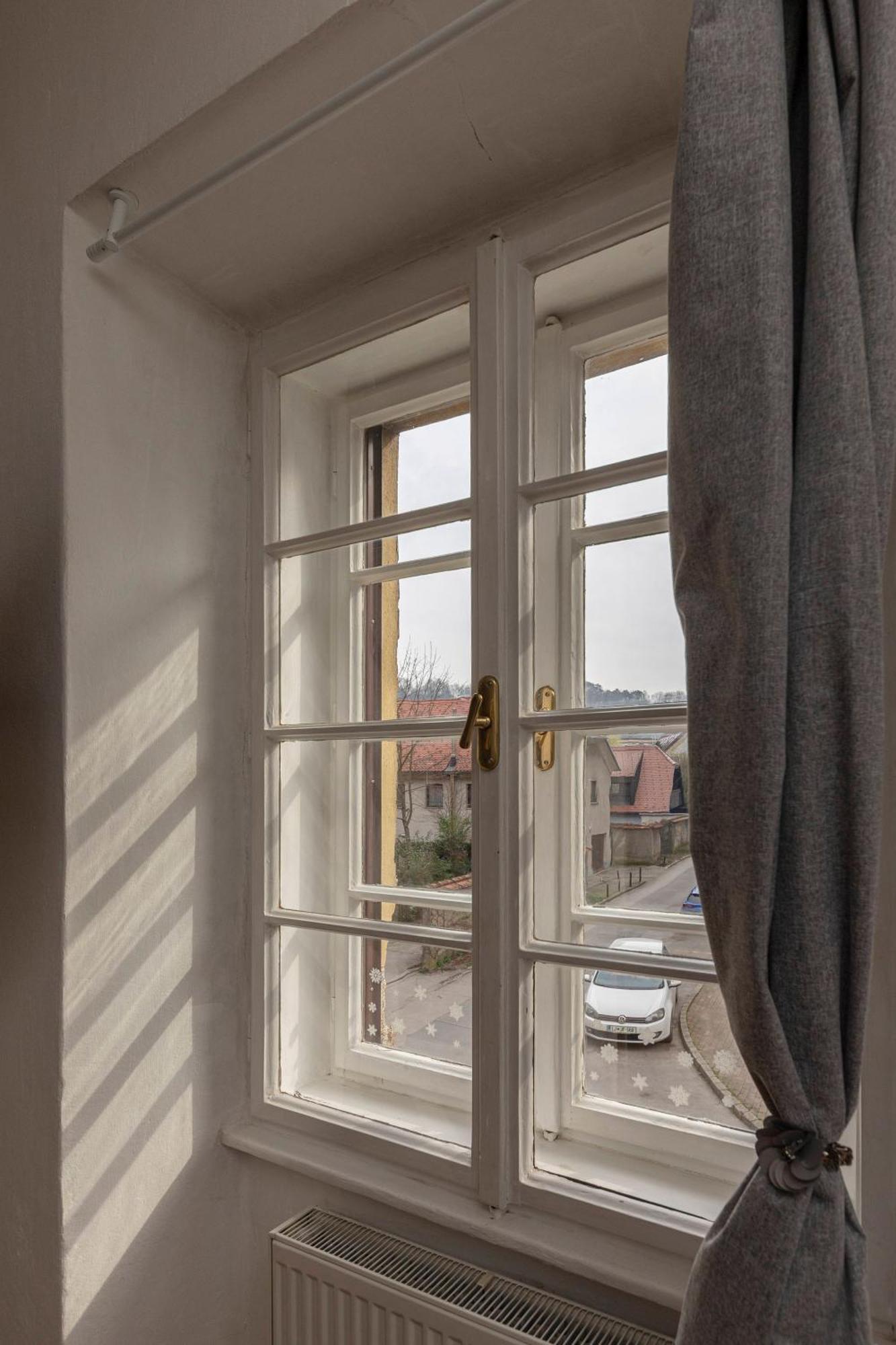 Historical Caserne Apartment Ljubljana Bagian luar foto