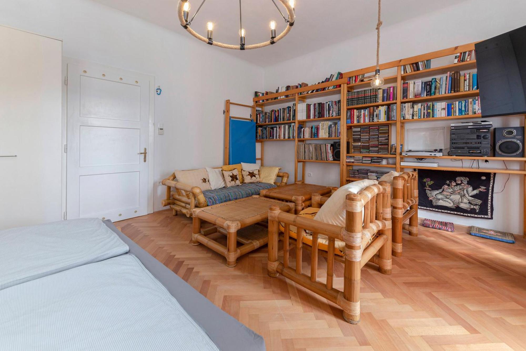 Historical Caserne Apartment Ljubljana Bagian luar foto