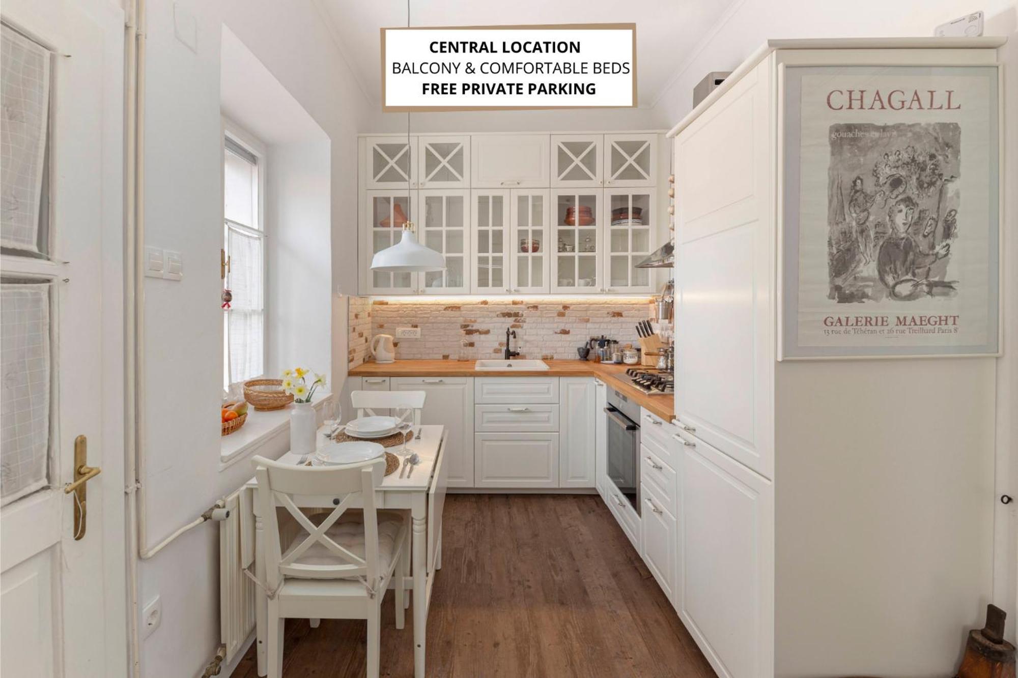 Historical Caserne Apartment Ljubljana Bagian luar foto